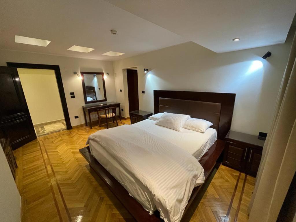 Tohfa Luxury Apartment Il Il Cairo Esterno foto
