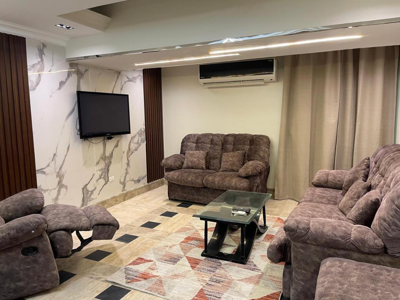 Tohfa Luxury Apartment Il Il Cairo Esterno foto